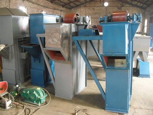 提升機耐腐蝕性設(shè)計時要考慮哪些因素